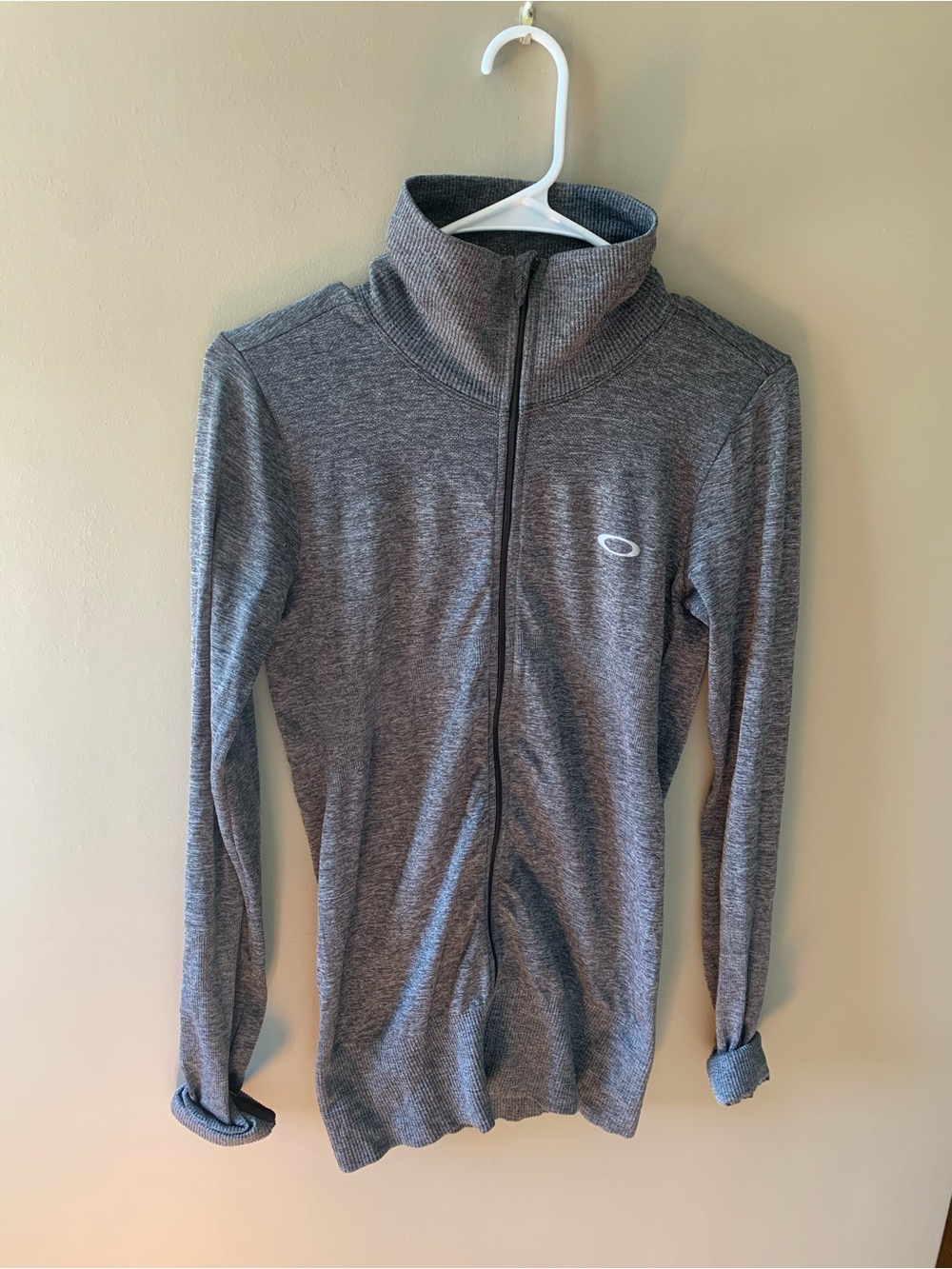 Gray Oakley Long Sleeve Top